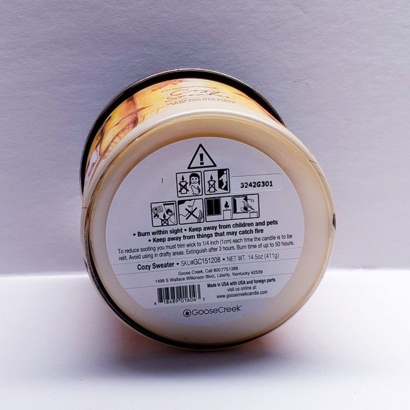 Goose Creek COZY SWEATER Large 3-Wick Candle, 14.5 oz - Picture 4 of 5